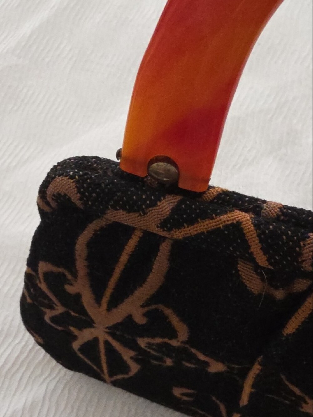 VINTAGE Ingber Black and Brown Patterned Wristlet Clutch with Amber Handle - Picture 4 of 12